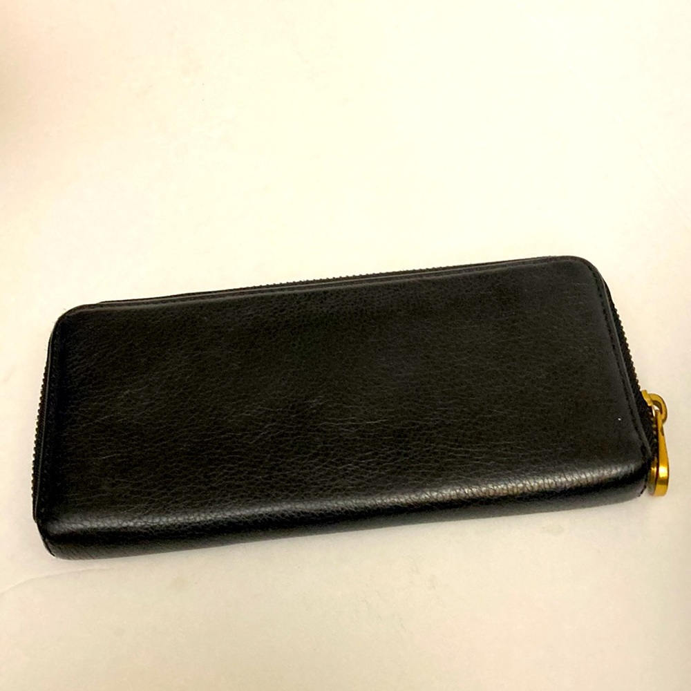 MARC by Marc Jacobs
Classic Q Slim Zip Continental Wallet, Black - Picture 3 of 11